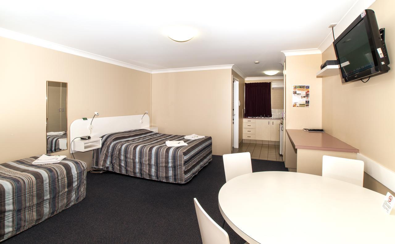 Jefferys Motel Toowoomba Bagian luar foto